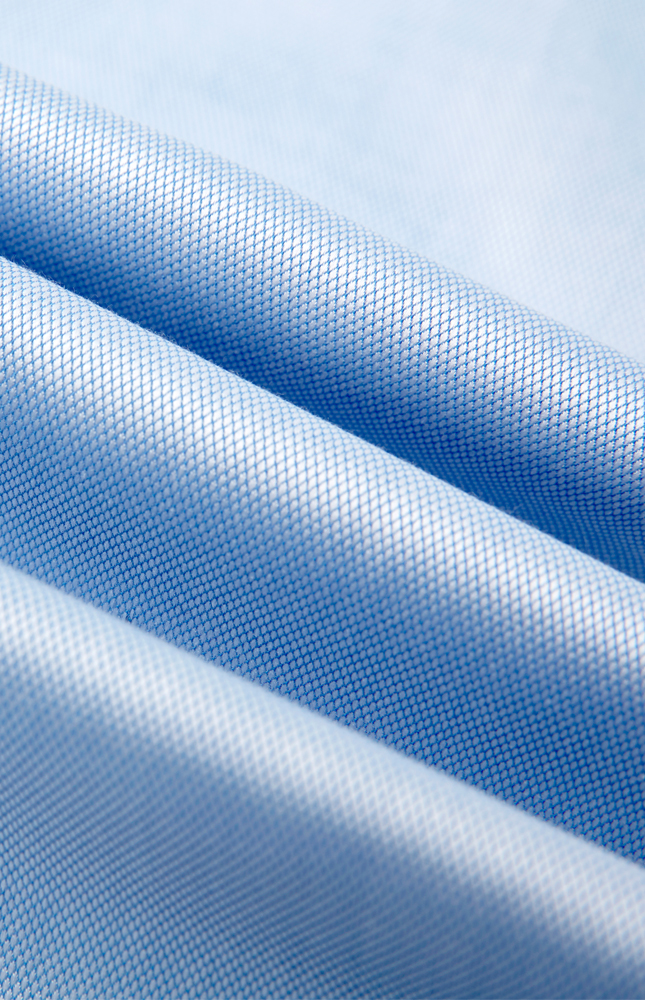 浅蓝色菱形暗纹纯棉小尖领商务衬衫